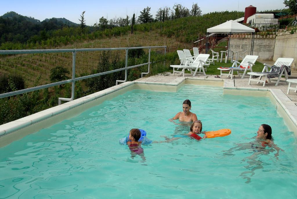 Agriturismo Cascina Vrona Βίλα Monteu Roero Εξωτερικό φωτογραφία
